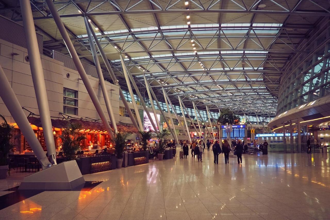 Hotel Red Velvet At Delhi Airport Neu-Delhi Exterior foto
